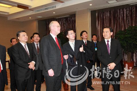 ǰL(chng)hϯɳƽWҿL(fng)(wn)