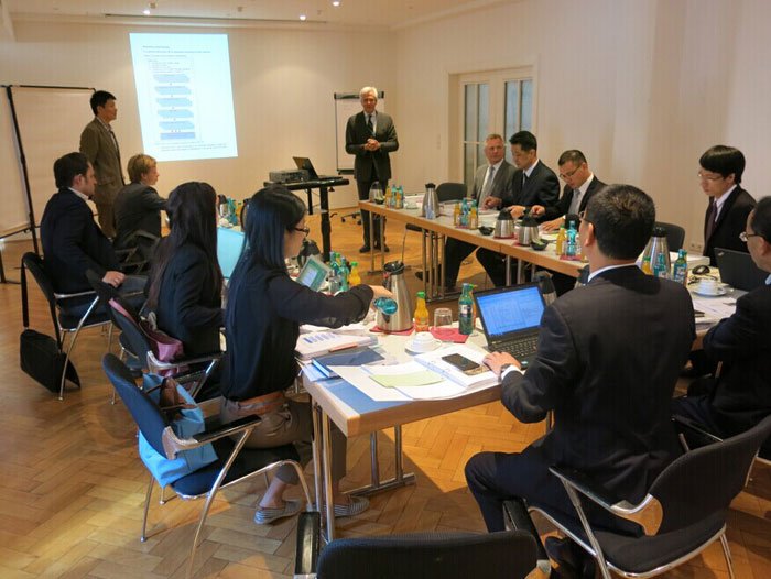 “越洋取經(jīng)”學(xué)習先進(jìn)園區管理模式