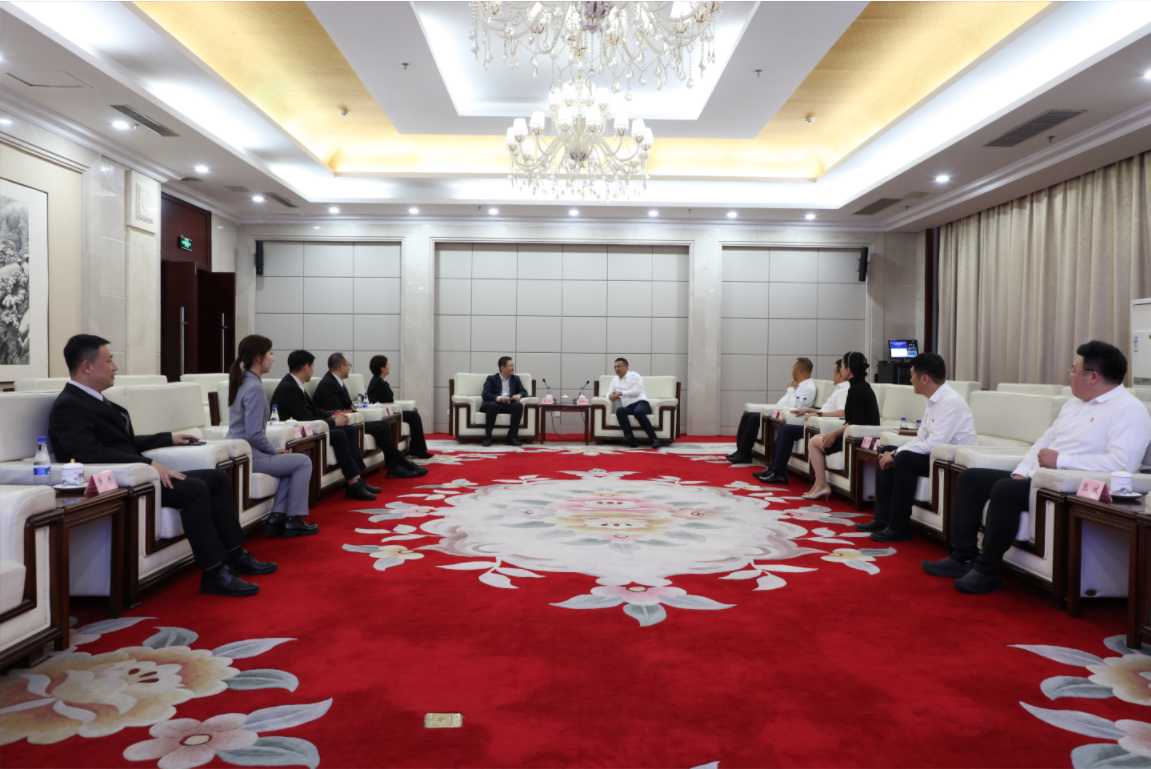 鞍勤、溫泉、公服集團與招商銀行簽訂戰略合作協(xié)議！銀企合作譜新篇